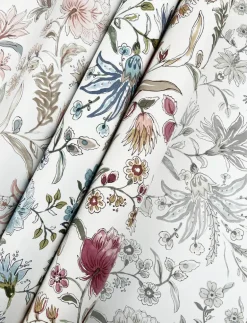 A-Street Prints Haberdashery Teonna Floral Wallpaper - Light Pink