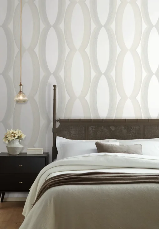 Candice Olson Casual Elegance Progression Ogee Wallpaper - White