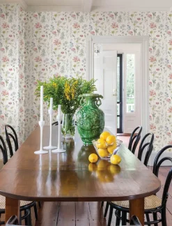 Chesapeake Wildflower Bergamot Wallpaper - Multicolor