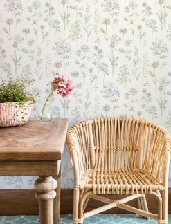 Chesapeake Wildflower Bergamot Wallpaper - Lavender