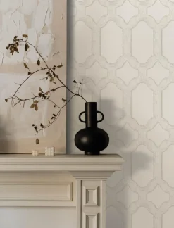 Chesapeake Wildflower Chervil Trellis Wallpaper - White