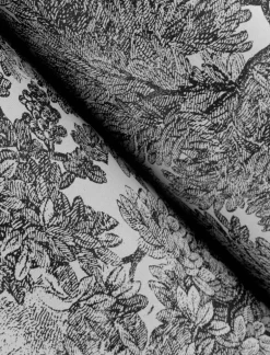 Chesapeake Wildflower Spinney Toile Wallpaper - Black