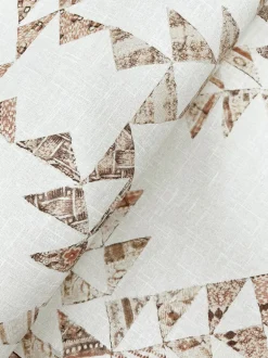 Chesapeake Yellowstone Scrap Quilt Wallpaper - Brown