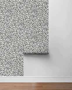 Daisy Bennett Classic Leopard Peel & Stick Wallpaper - Black & White