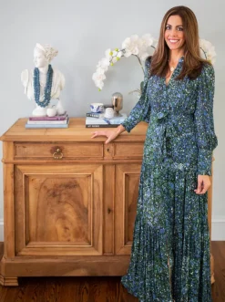 Erin Gates Wellesley Chinoiserie Wallpaper - Blue Heather