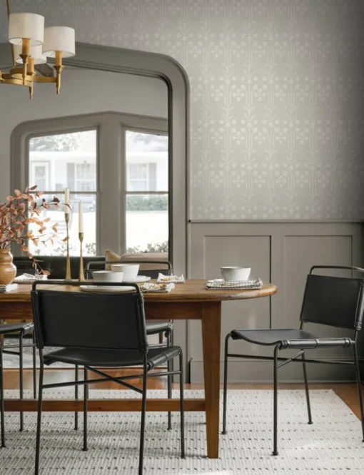 Magnolia Home Lydia Wallpaper - Ivory