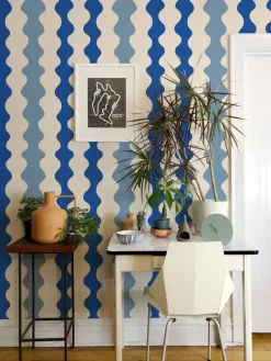 Mitchell Black Natalie Papier Low Frequency Wallpaper - Bathhouse Blues