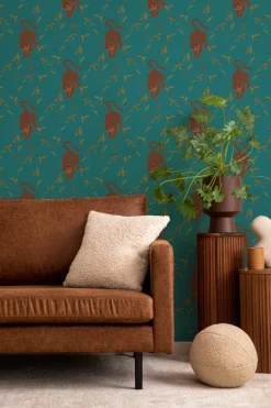 Mitchell Black Nomad Stalking Tiger Wallpaper - Jewel
