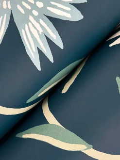 Rifle Paper Co. Aster Wallpaper - Navy