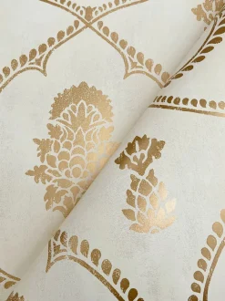 Ronald Redding Astoria Royal Damask Wallpaper - Soft Gold