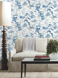 Ronald Redding Classics Bridgewater Wallpaper - White & Blue