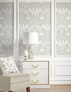 Seabrook Legacy Prints Floral Hydrangea Wallpaper - Pale Oak & Pearl