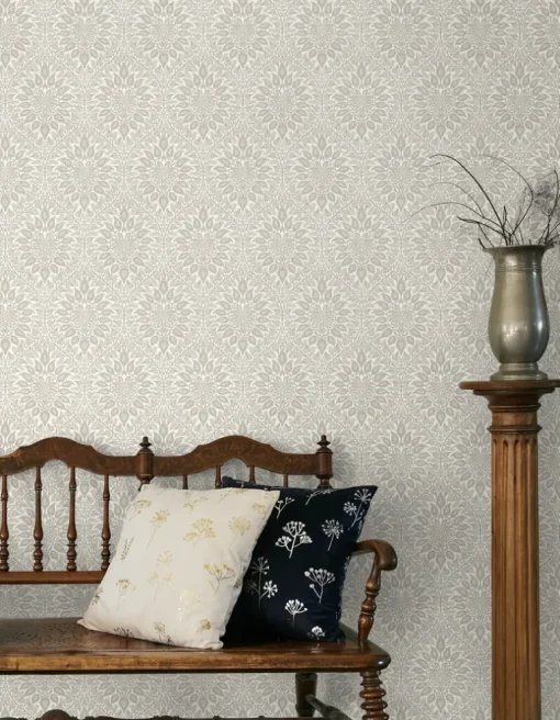 Seabrook Legacy Prints Luna Ogee Wallpaper - Natural Cream