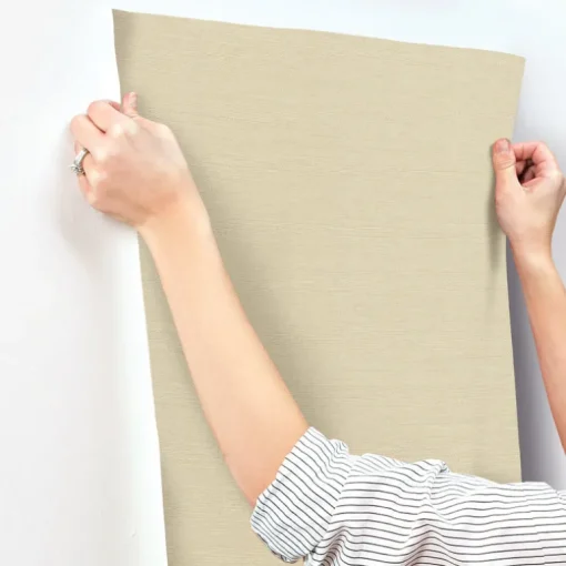 Signature Textures Shimmering Linen Wallpaper - Cream