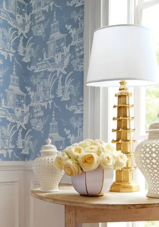 Thibaut Grand Palace Empress Court Wallpaper - Blue