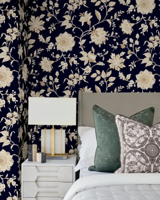 Toile Resource Library Sutton Wallpaper - Black